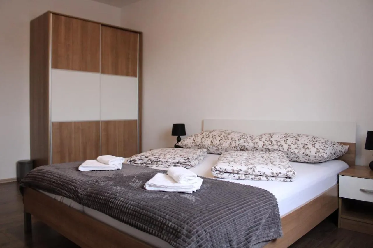 Apartment Apartman Villarossa Kukci
